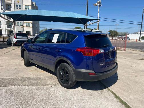 2014 Toyota RAV4 LE