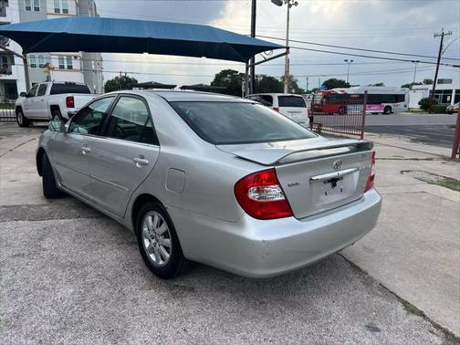 2002 Toyota Camry XLE V6