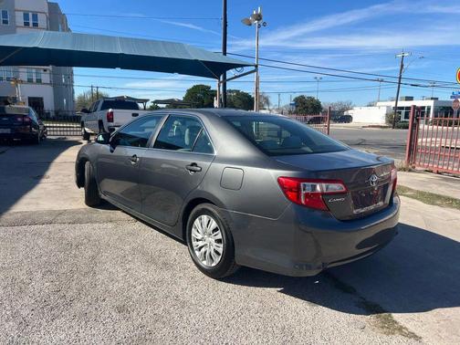 2012 Toyota Camry L
