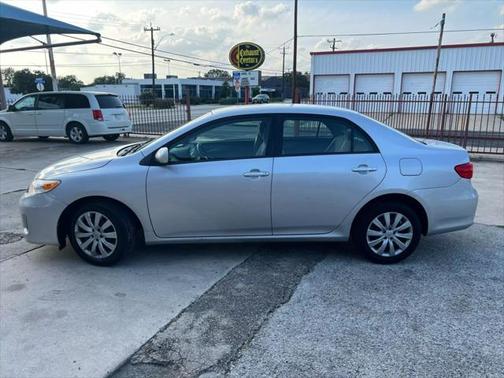 2012 Toyota Corolla LE