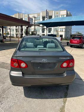 2005 Toyota Corolla LE