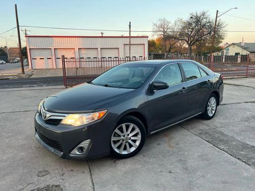 2012 Toyota Camry XLE