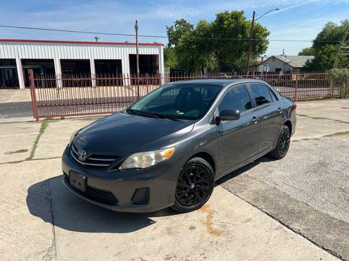 2013 Toyota Corolla LE Special Edition
