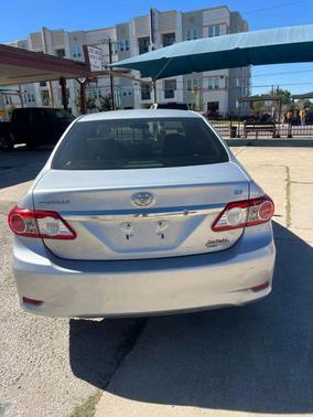 2012 Toyota Corolla LE