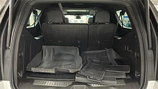 2023 Chevrolet Suburban 4WD Z71