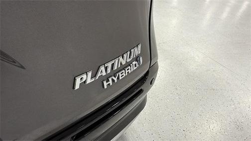 2024 Toyota Sienna Platinum 7 Passenger
