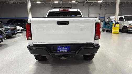 2025 Chevrolet Colorado ZR2