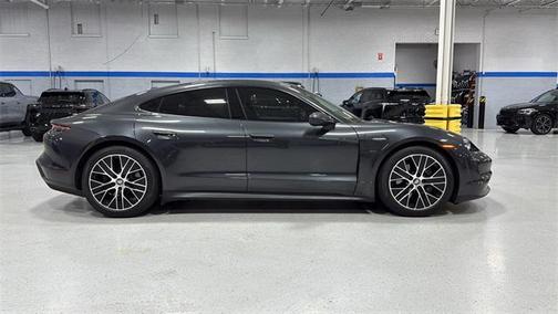 2022 Porsche Taycan Base