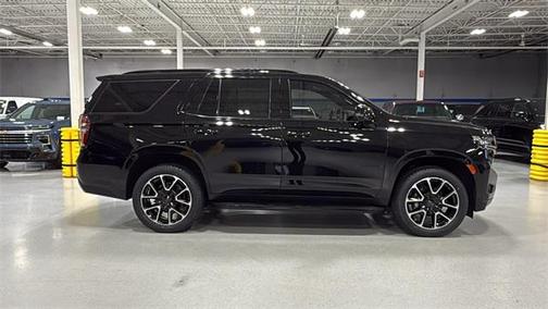 2022 Chevrolet Tahoe 4WD RST