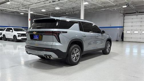 2024 Chevrolet Traverse LT