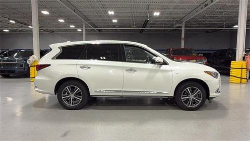 2016 INFINITI QX60 Base