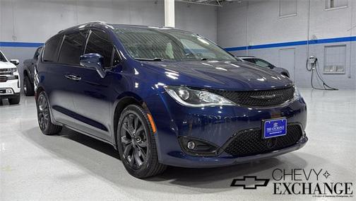 2020 Chrysler Pacifica Touring-L Plus