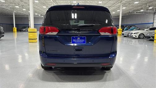 2020 Chrysler Pacifica Touring-L Plus