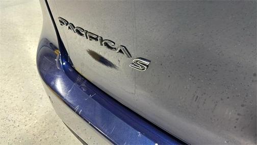 2020 Chrysler Pacifica Touring-L Plus