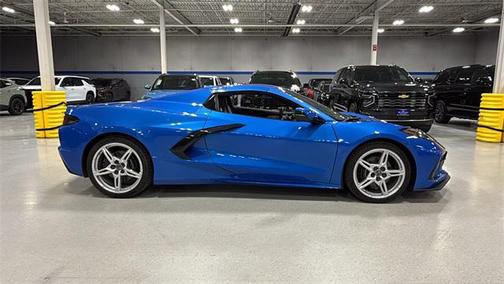 2025 Chevrolet Corvette Stingray w/2LT