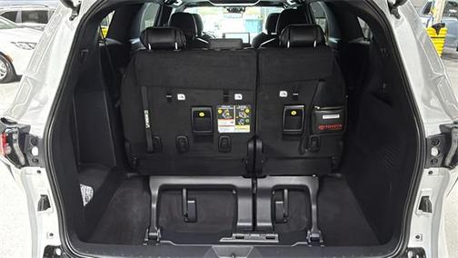 2025 Toyota Sienna Platinum 7 Passenger