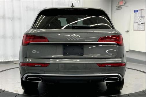 2023 Audi Q5 Premium Plus 45 TFSI S line quattro