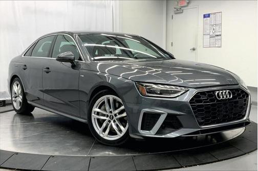 2023 Audi A4 Premium Plus 45 TFSI S line quattro S tronic