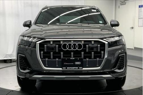 2025 Audi Q7 Premium Plus 55 TFSI quattro Tiptronic