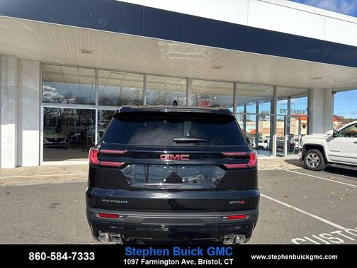 2026 GMC Acadia AT4 AWD