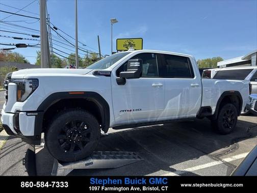 2025 GMC Sierra 2500 AT4