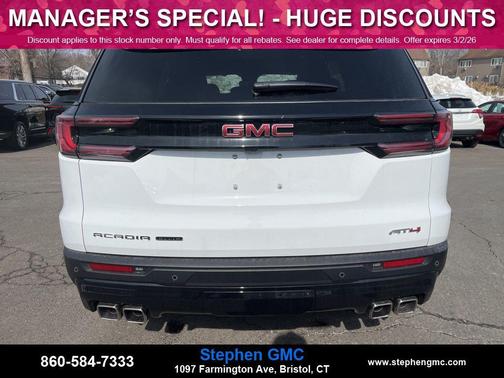2025 GMC Acadia AWD AT4