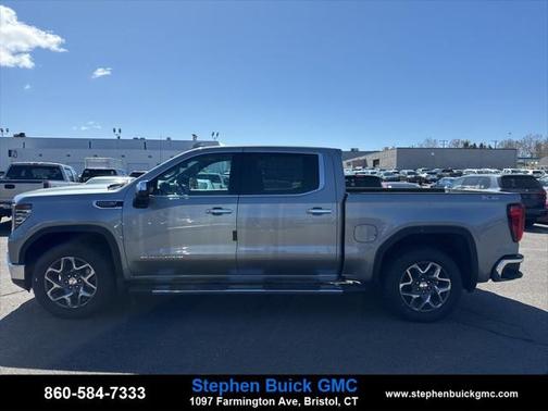 2025 GMC Sierra 1500 SLT
