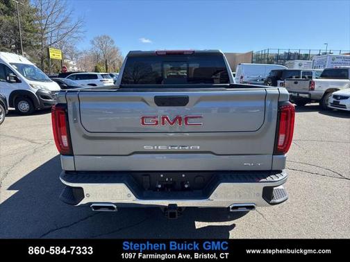 2025 GMC Sierra 1500 SLT
