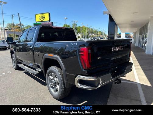 Onyx Black 2026 GMC Sierra 2500 SLT