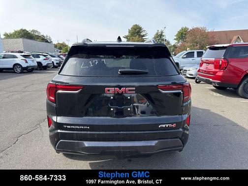 2026 GMC Terrain AWD AT4