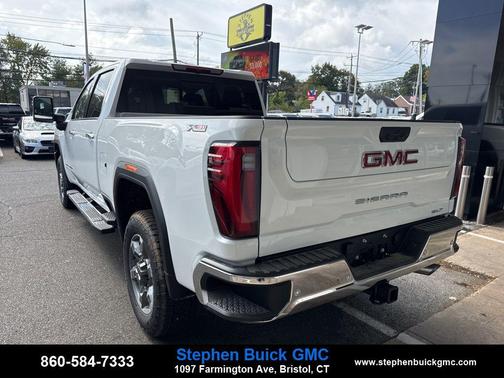 2025 GMC Sierra 2500 SLT