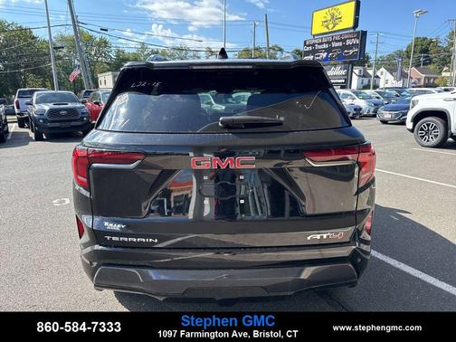 2026 GMC Terrain AWD AT4