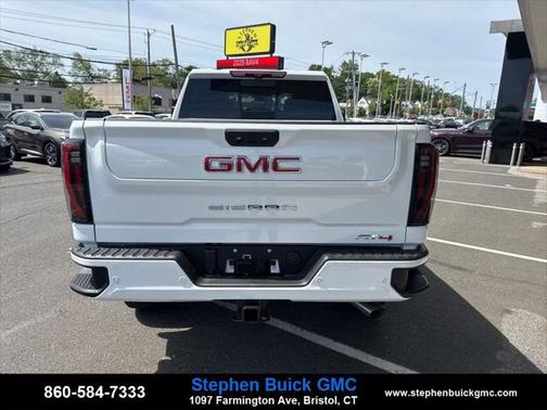 2025 GMC Sierra 2500 AT4