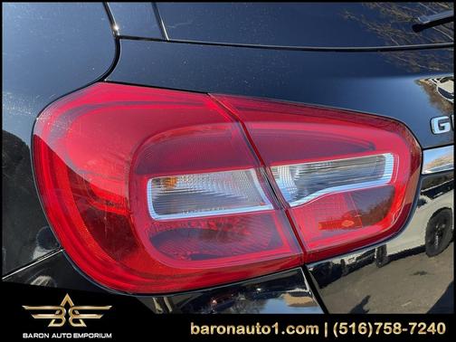 2017 Mercedes-Benz GLA 250 Base 4MATIC for sale in Roslyn, NY - image 19