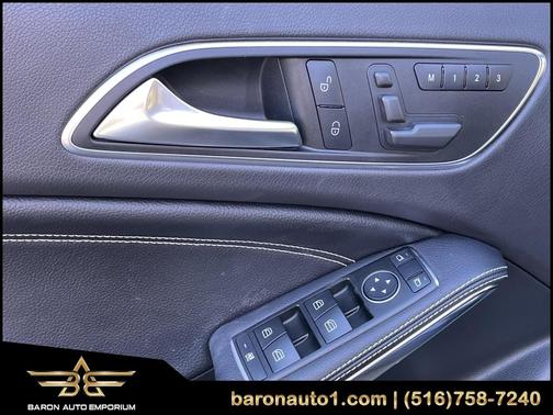 2017 Mercedes-Benz GLA 250 Base 4MATIC for sale in Roslyn, NY - image 23