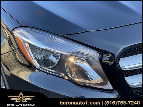 2017 Mercedes-Benz GLA 250 Base 4MATIC for sale in Roslyn, NY - image 13
