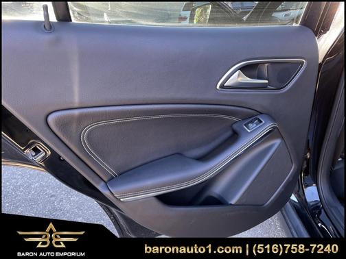 2017 Mercedes-Benz GLA 250 Base 4MATIC for sale in Roslyn, NY - image 26