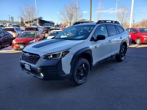 Photo 5 of 35 of 2022 Subaru Outback Wilderness