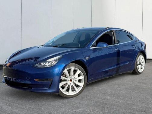 Blue 2020 Tesla Model 3 Standard Range