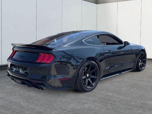 Black 2018 Ford Mustang GT Premium
