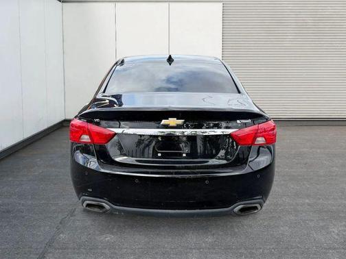 Black 2019 Chevrolet Impala Premier 2LZ