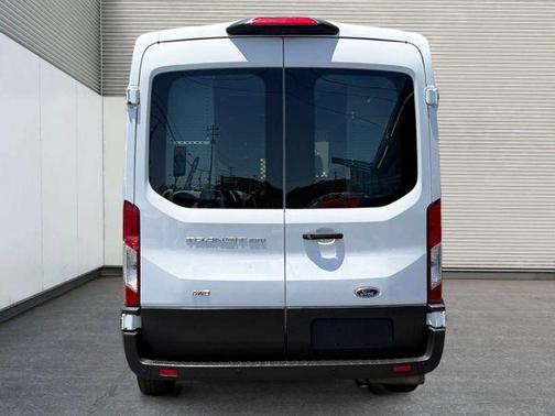 White 2022 Ford Transit-250 ROOF W/RWB