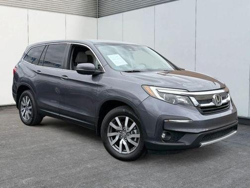 Gray 2019 Honda Pilot EX