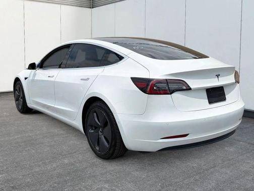 White 2020 Tesla Model 3 Standard Range