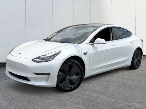 White 2020 Tesla Model 3 Standard Range