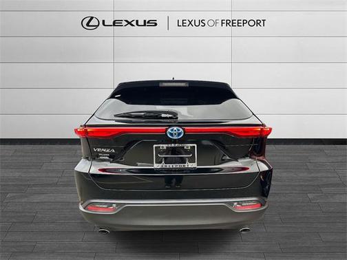 2023 Toyota Venza LE