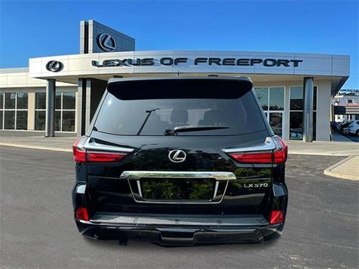 2021 Lexus LX 570 Three-Row