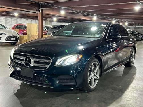 2017 Mercedes-Benz E-Class 4MATIC