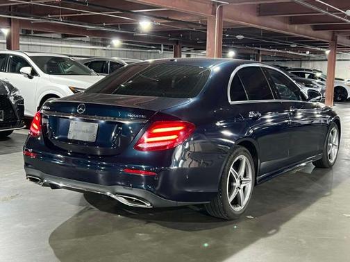 2017 Mercedes-Benz E-Class 4MATIC
