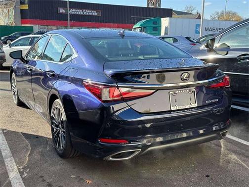 2023 Lexus ES 350 Base